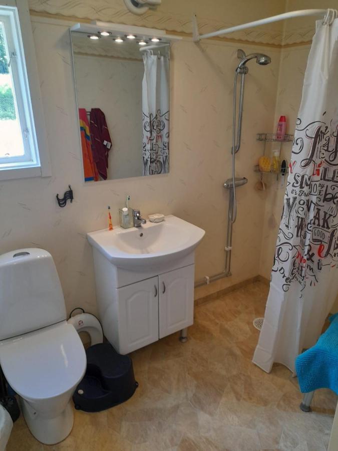 Summer Bedroom, Outside Toilet, Shower, Kitchen. 120 M From Sandbach. Bracke  Ngoại thất bức ảnh