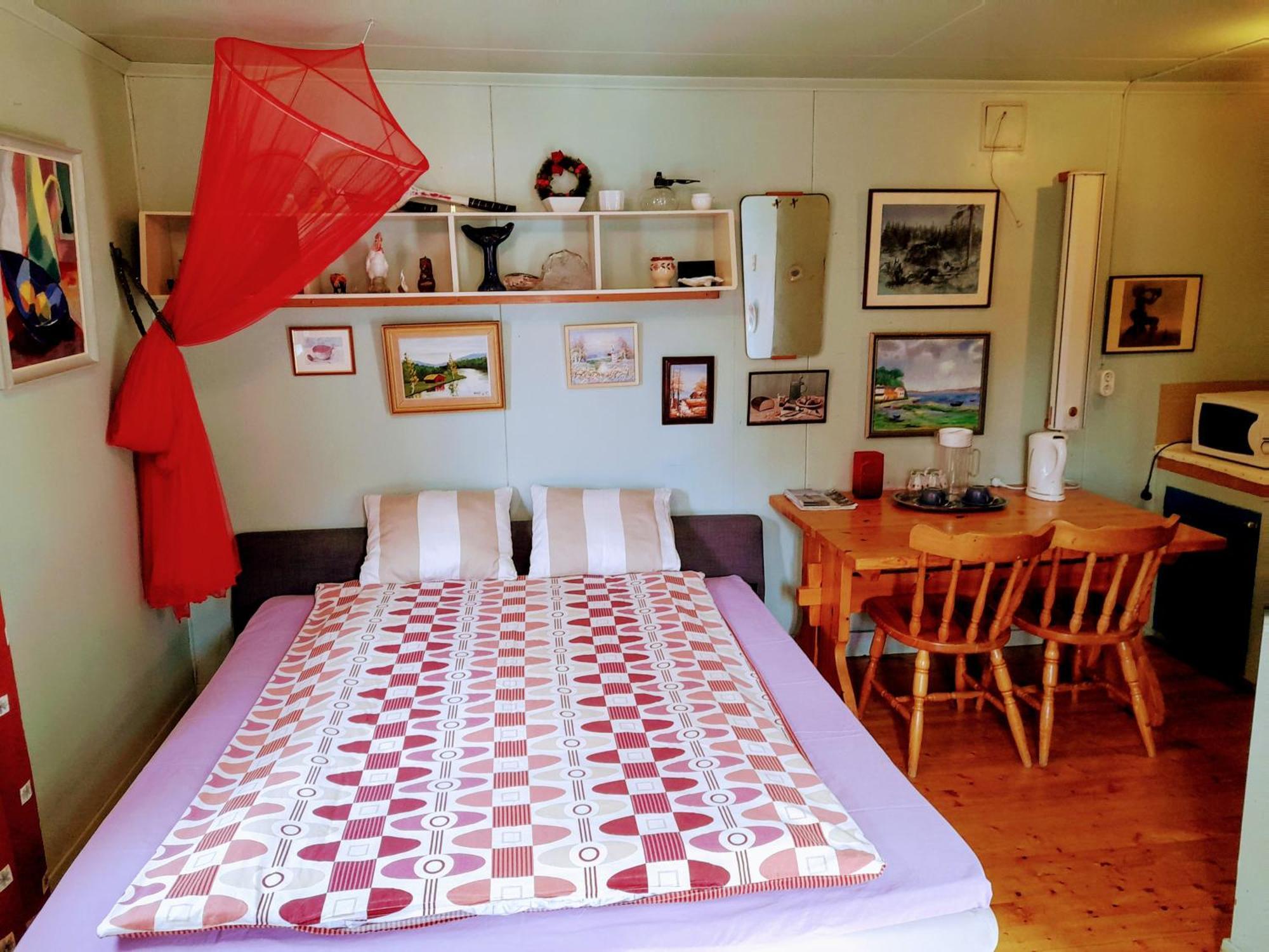 Summer Bedroom, Outside Toilet, Shower, Kitchen. 120 M From Sandbach. Bracke  Ngoại thất bức ảnh